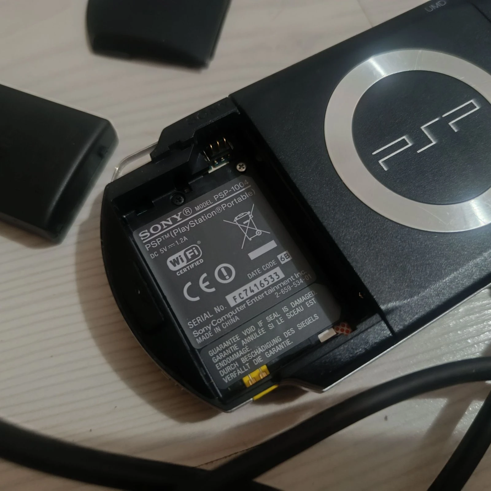 Pack Sony PSP + étui rigide + chargeur d'origine + carte 2 Go + 5 jeux – photo 15